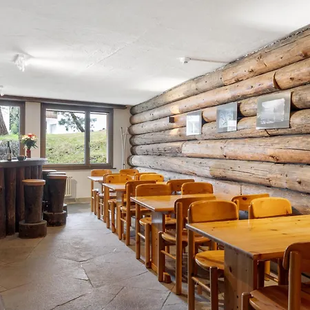 Parkareal - Utoring-8 By Interhome