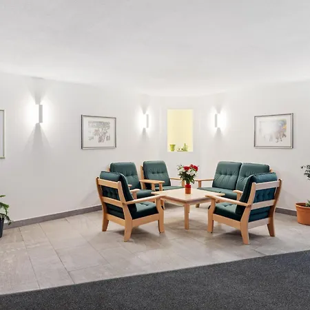 Parkareal - Utoring-8 By Interhome * דאבוס